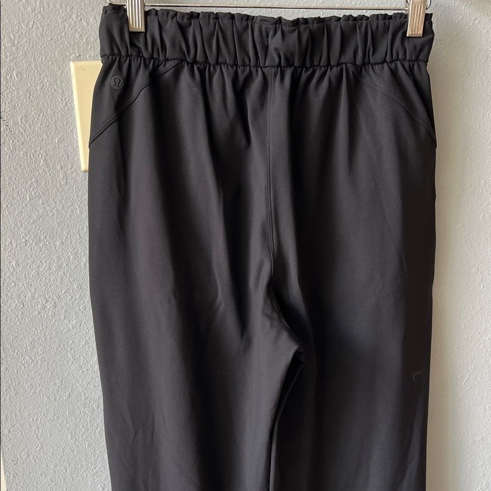 Lululemon Stretch High-Rise Jogger - Picture 8 of 10